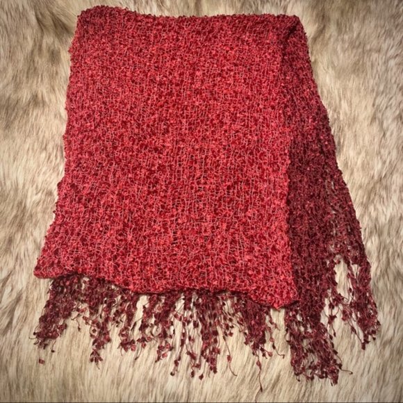 collectioneighteen Accessories - Ombré Red Fringed Open Weave Fashion Scarf